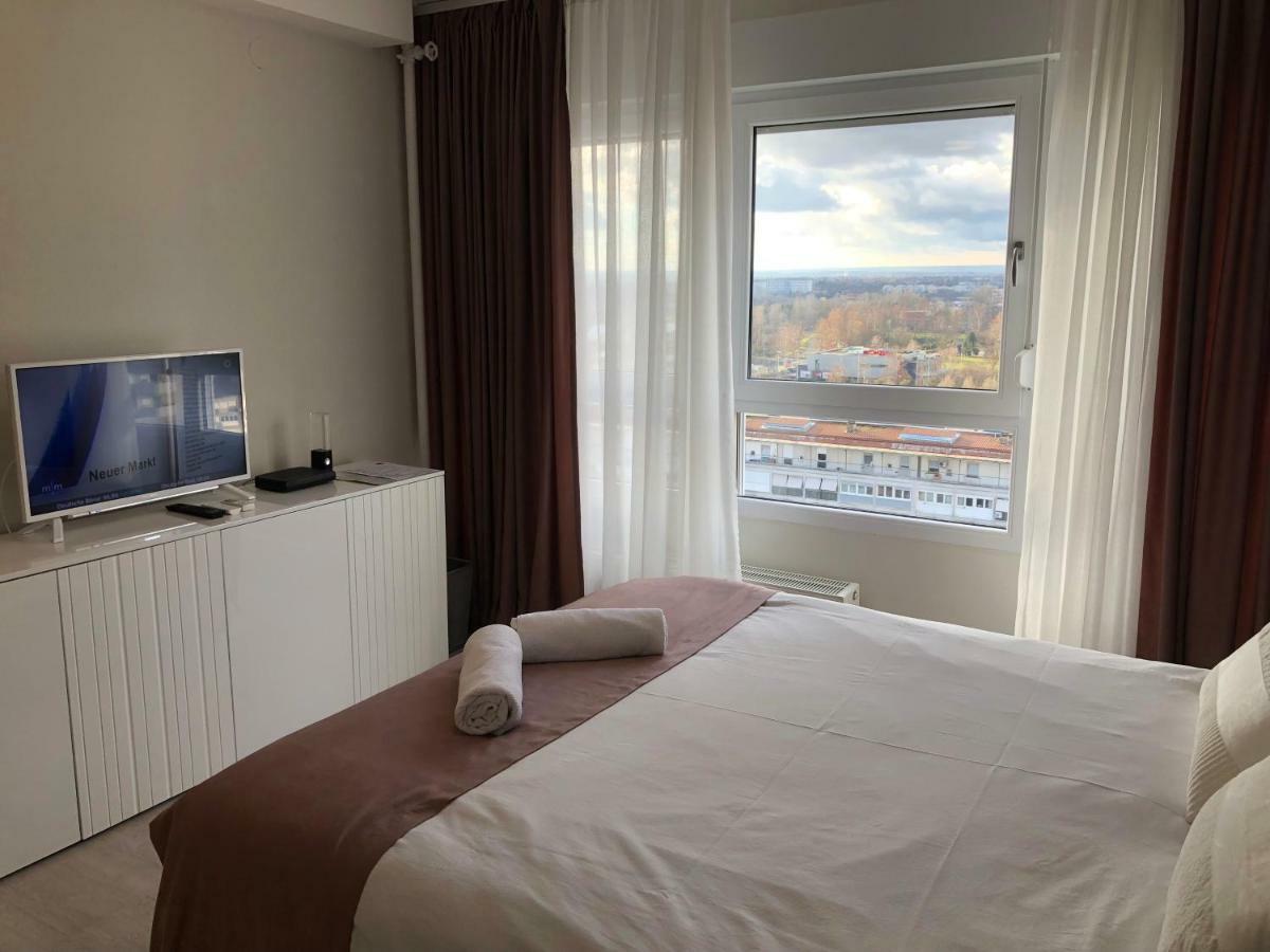 Penthouse “Sky 16” Studio Apartment 자그레브 외부 사진